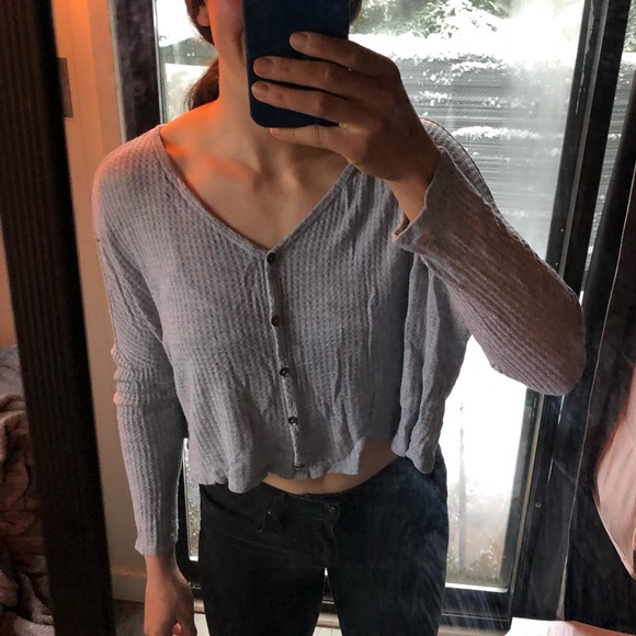 Button up knit long sleeve - Picture 1 of 6